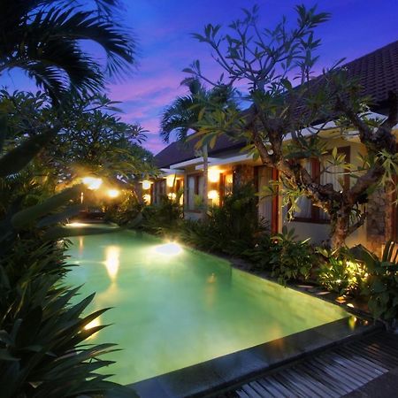 Hotel Uma Karan Kuta Lombok Esterno foto