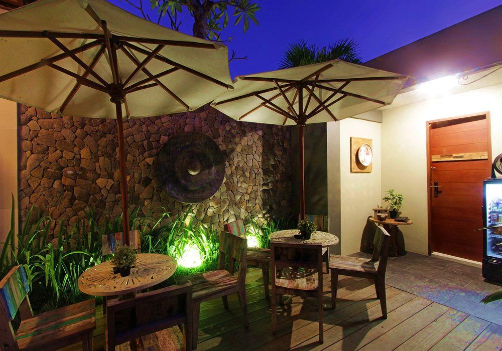 Hotel Uma Karan Kuta Lombok Esterno foto