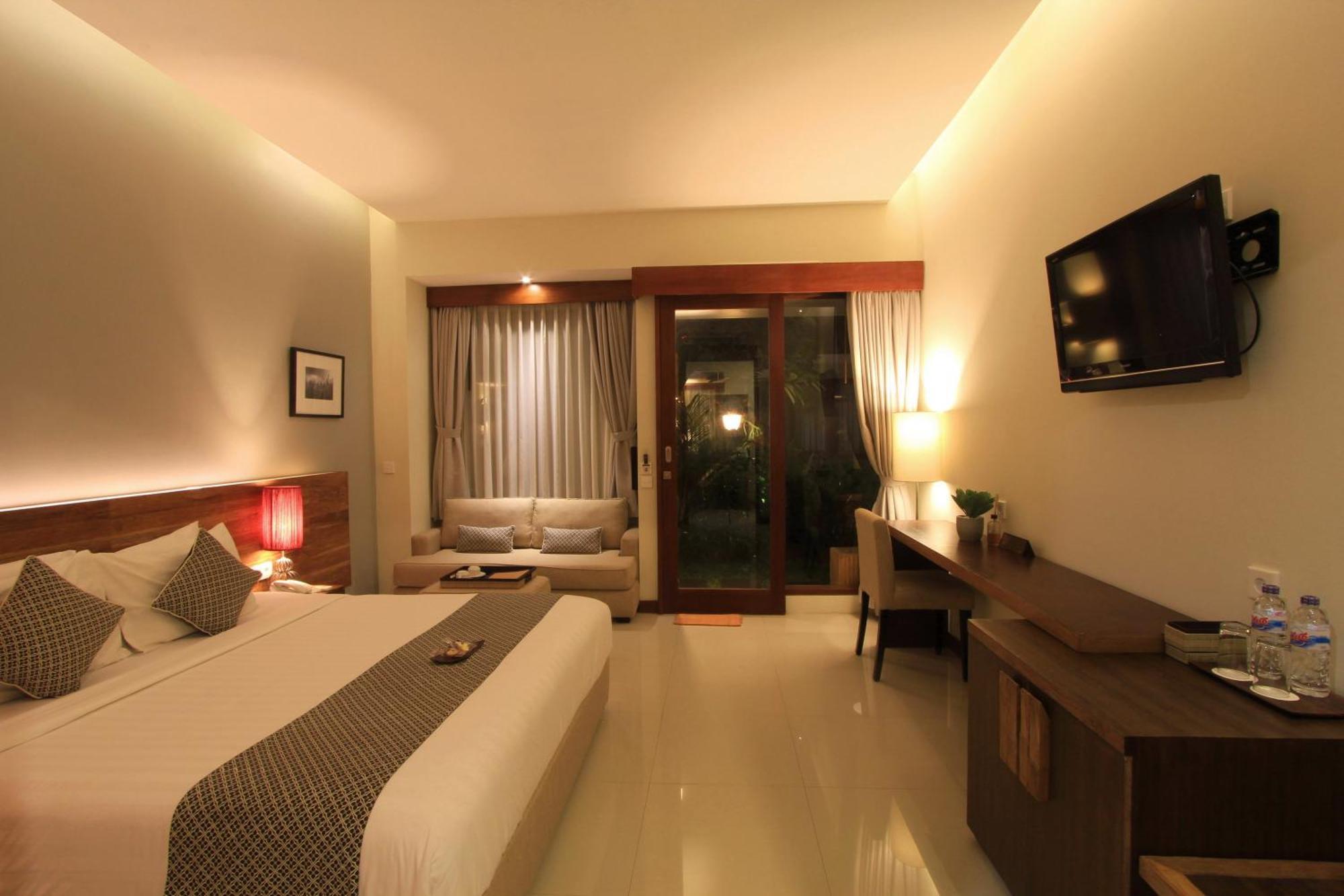 Hotel Uma Karan Kuta Lombok Esterno foto