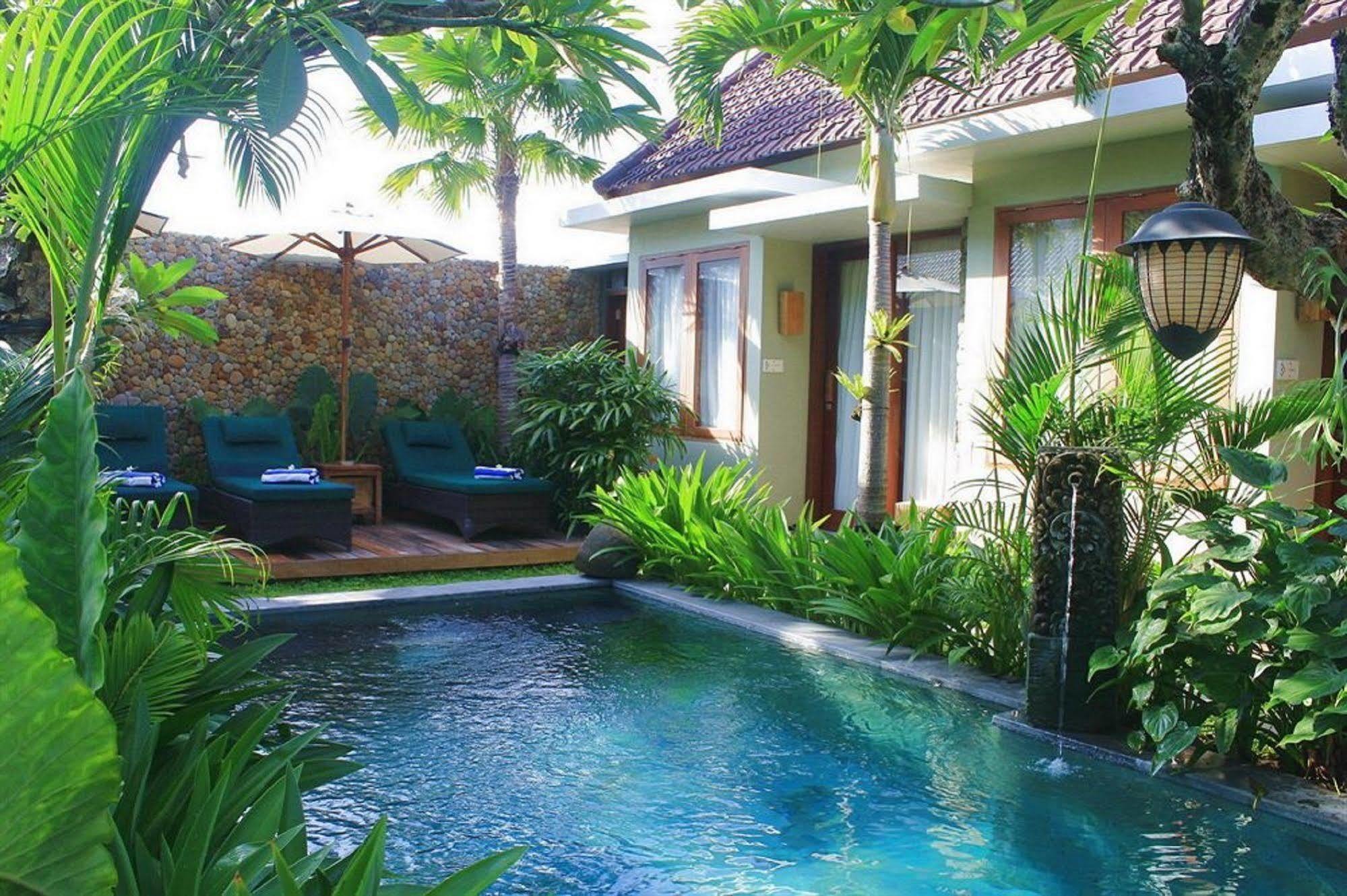 Hotel Uma Karan Kuta Lombok Esterno foto