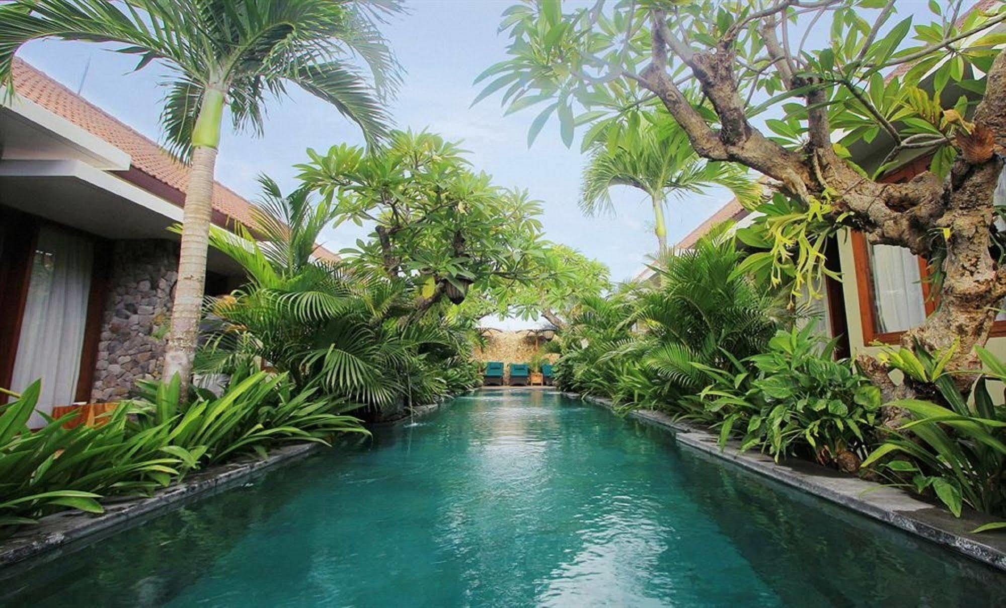 Hotel Uma Karan Kuta Lombok Esterno foto