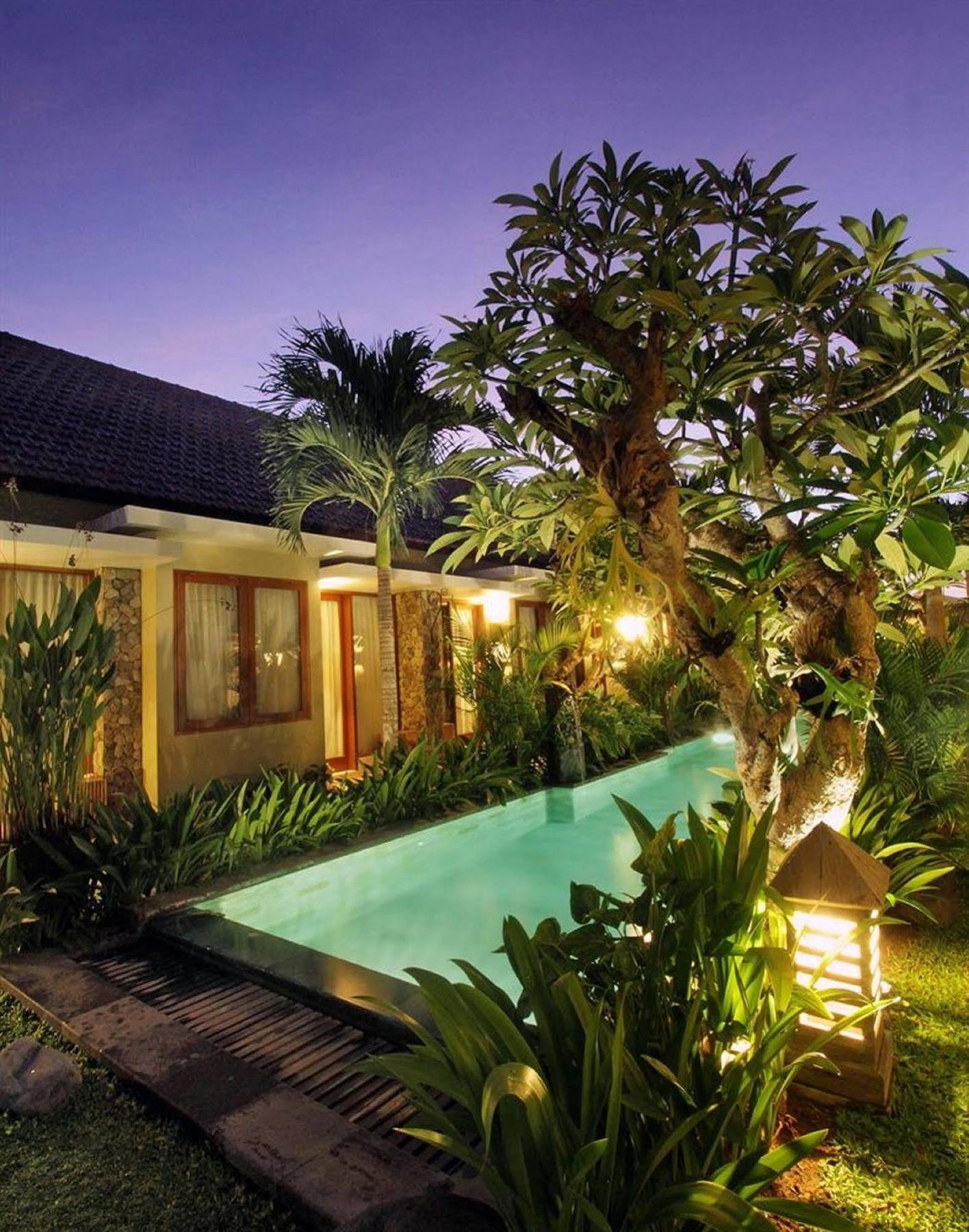 Hotel Uma Karan Kuta Lombok Esterno foto