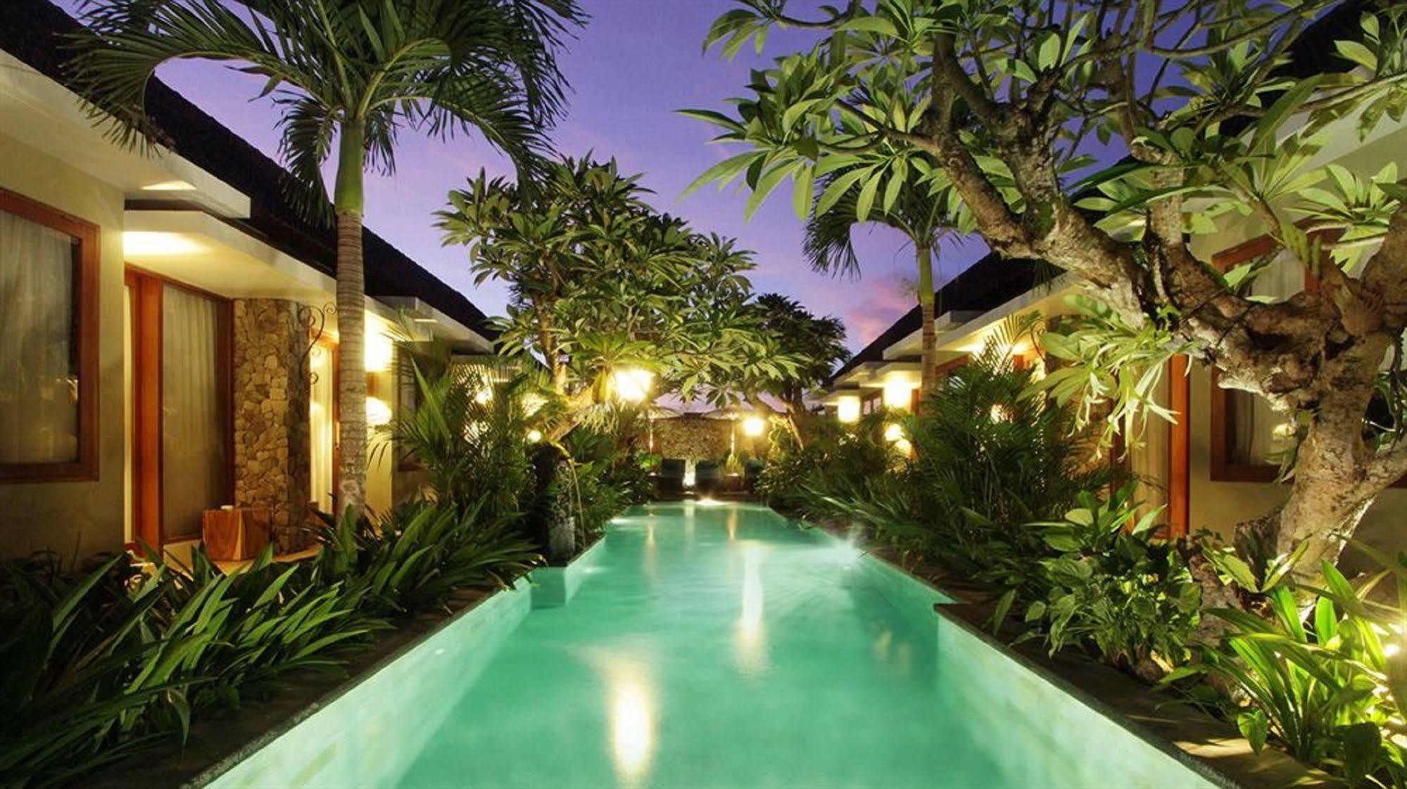 Hotel Uma Karan Kuta Lombok Esterno foto